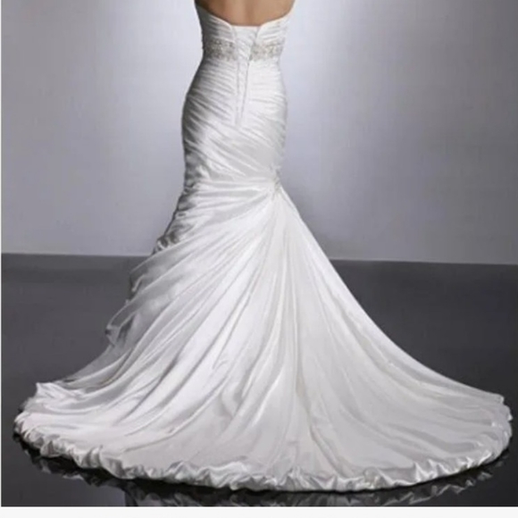 Sottero and Midgley Dresses & Skirts - WEDDING DRESS SOTTERO & MIDGLEY. sz 0, $600 GLENN HEIGHTS TX PPU OR SHIPPING